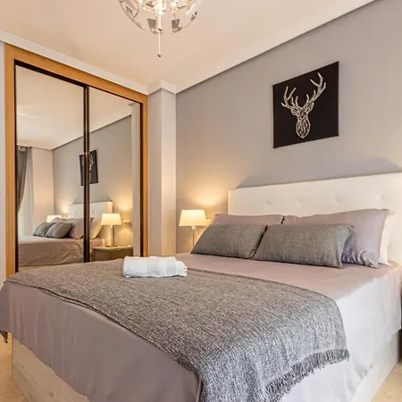 797 Rentals- Piso Con Amplia Terraza A Solo 1 Min De La Playa Apartment *