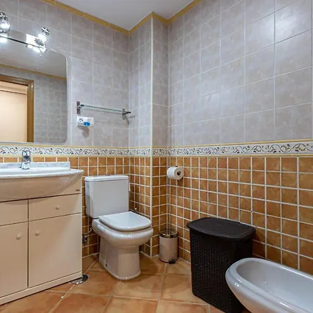797 Rentals- Piso Con Amplia Terraza A Solo 1 Min De La Playa Benalmadena