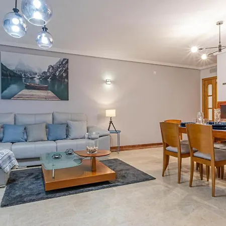 797 Rentals- Piso Con Amplia Terraza A Solo 1 Min De La Playa * Benalmadena